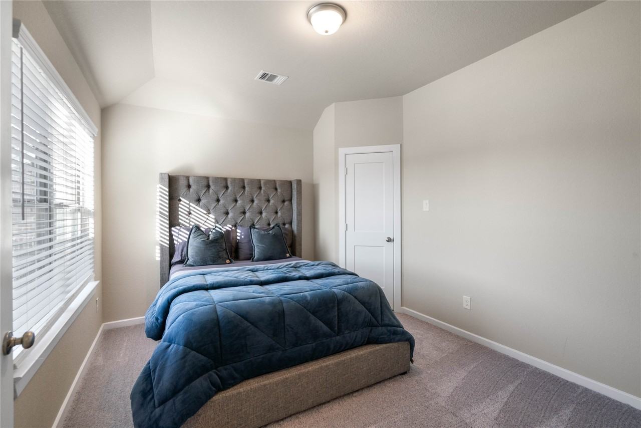 389 Andes Dr #389 - Photo 6 of 31