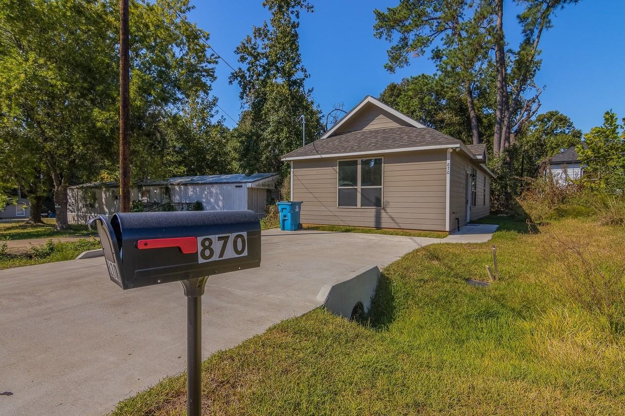 870 Omeara #870 - Photo 2 of 11