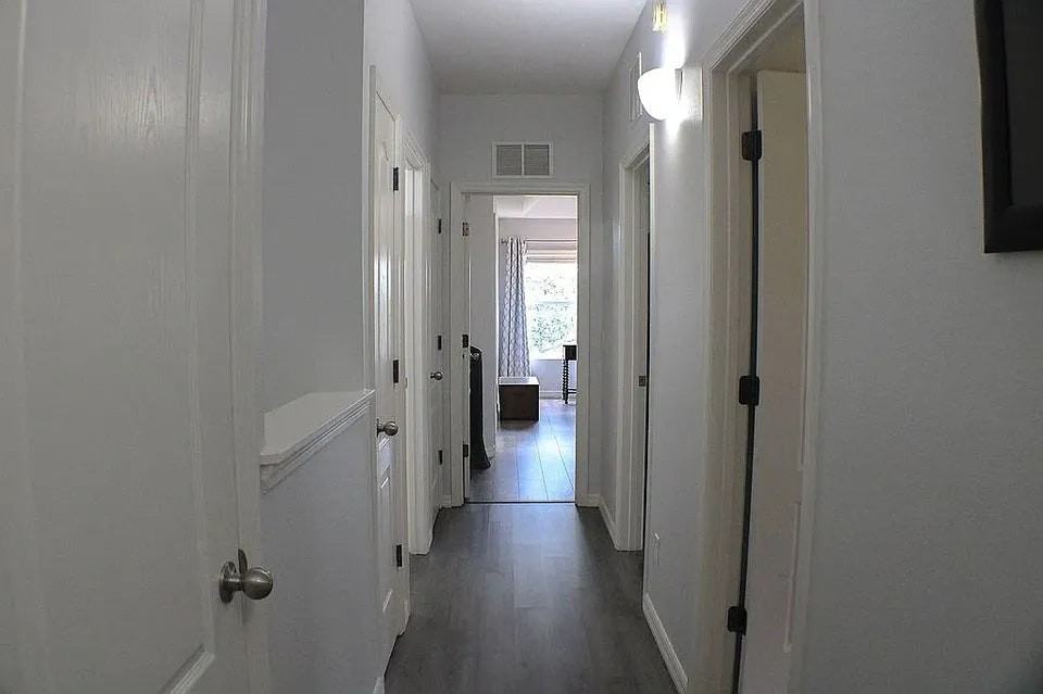 2341 Betsy Ross Ln UNIT 19-C - Photo 5 of 20