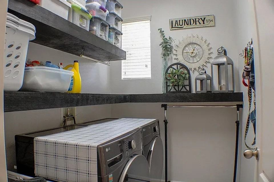 2341 Betsy Ross Ln UNIT 19-C - Photo 6 of 20