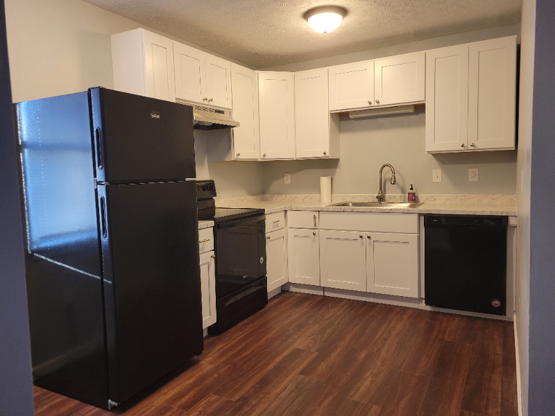 132 Timber Dr - Photo 2 of 9