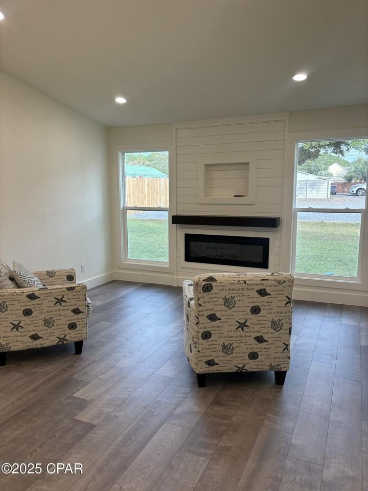 2809 Lagoon Knoll Drive #2809A - Photo 5 of 11