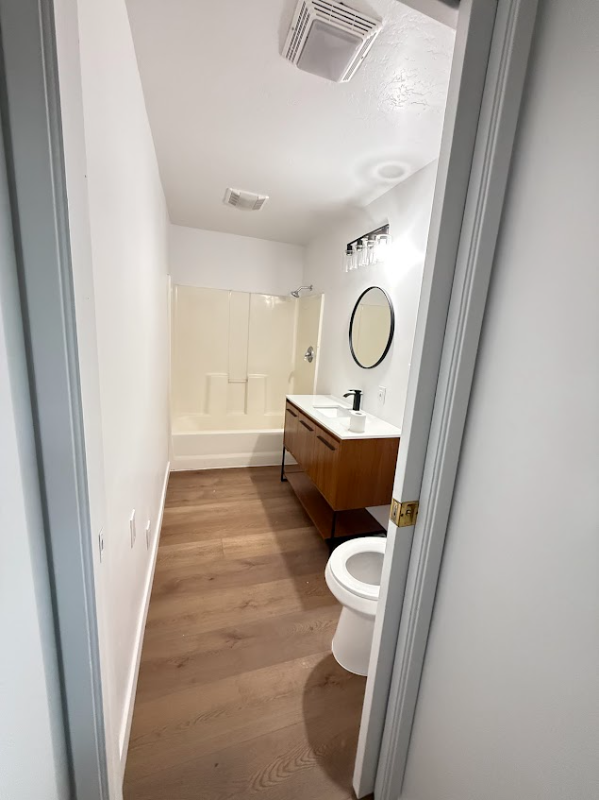 8927 Delrose Ave - Photo 7 of 15