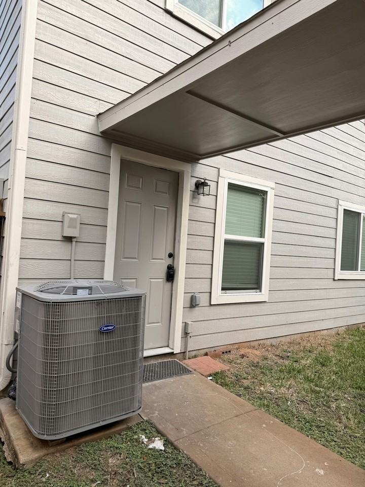 10651 Cobblecreek Way - Photo 4 of 37