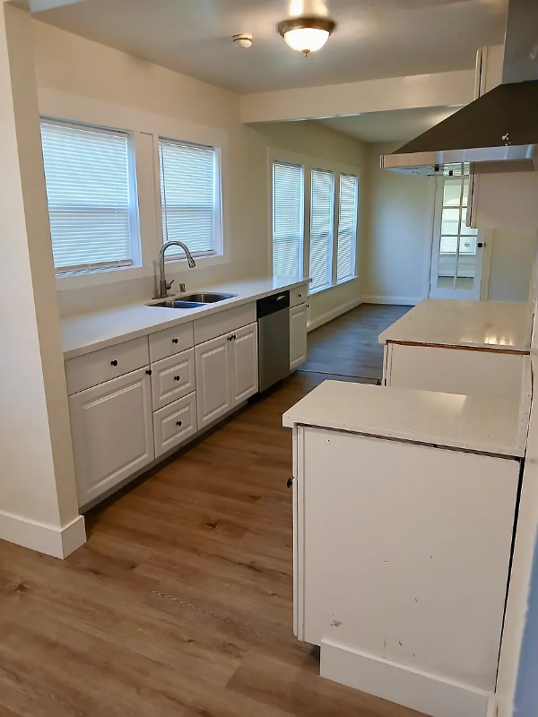 2814 Park Way - Photo 4 of 15