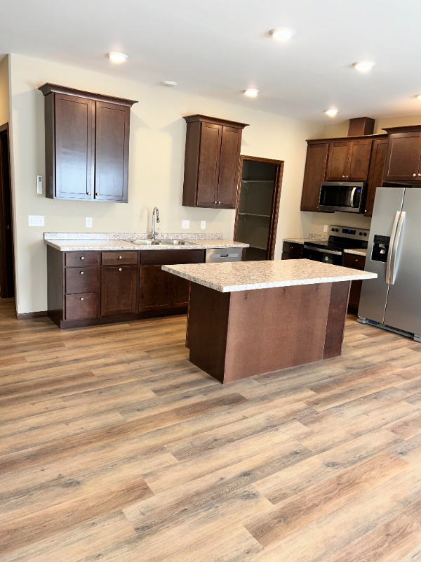 3619 Doolittle Dr - Photo 4 of 17