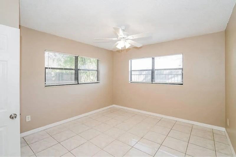 10213 N Boulevard - Photo 6 of 10