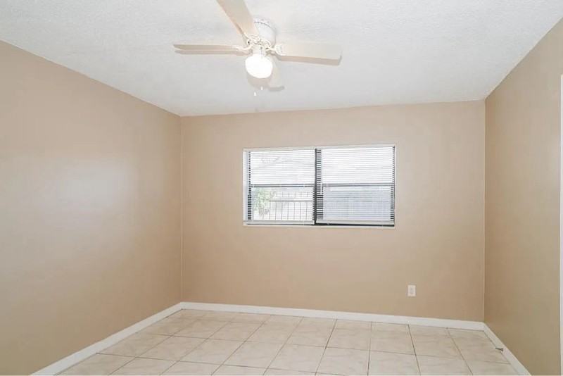 10213 N Boulevard - Photo 7 of 10