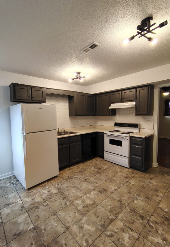 704 S 2nd St #3 - Photo 2 of 15