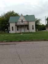 903 Lincoln Ave - Photo 1 of 1