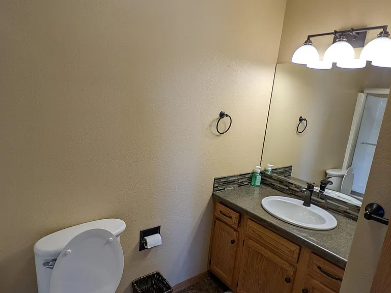 191 Calabria Dr - Photo 4 of 11