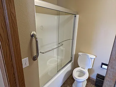 191 Calabria Dr - Photo 5 of 11