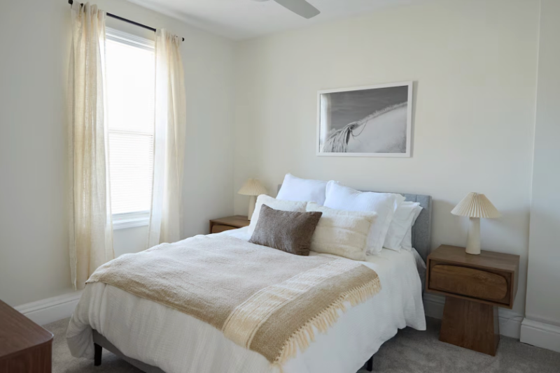 2433 S 16th St - Photo 4 of 20