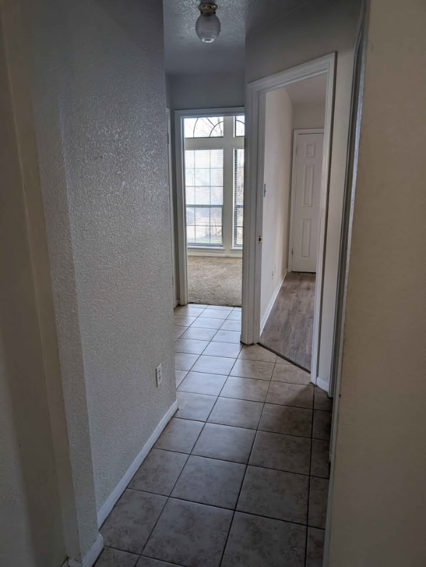 1506 Margaret Lee St - Photo 4 of 12