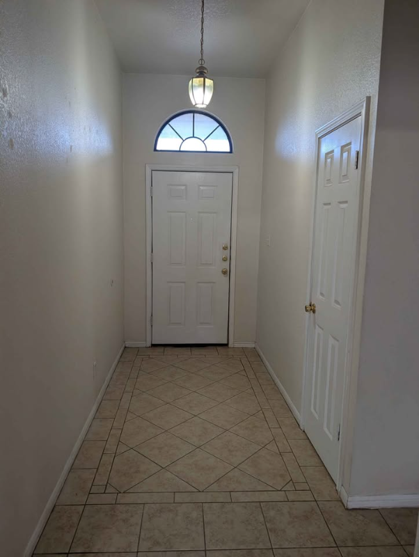 1506 Margaret Lee St - Photo 5 of 12