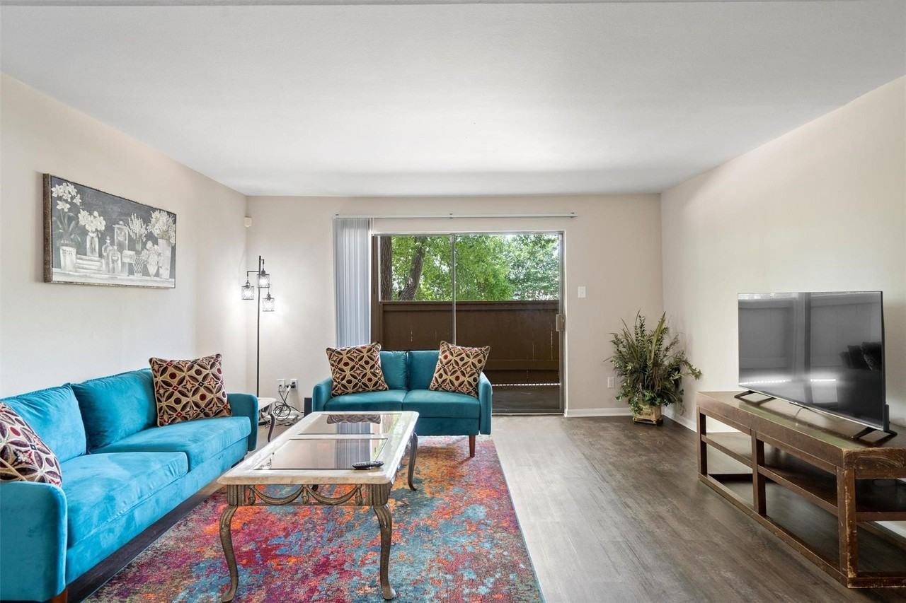 8419 Hearth Dr #8419-21 - Photo 5 of 23