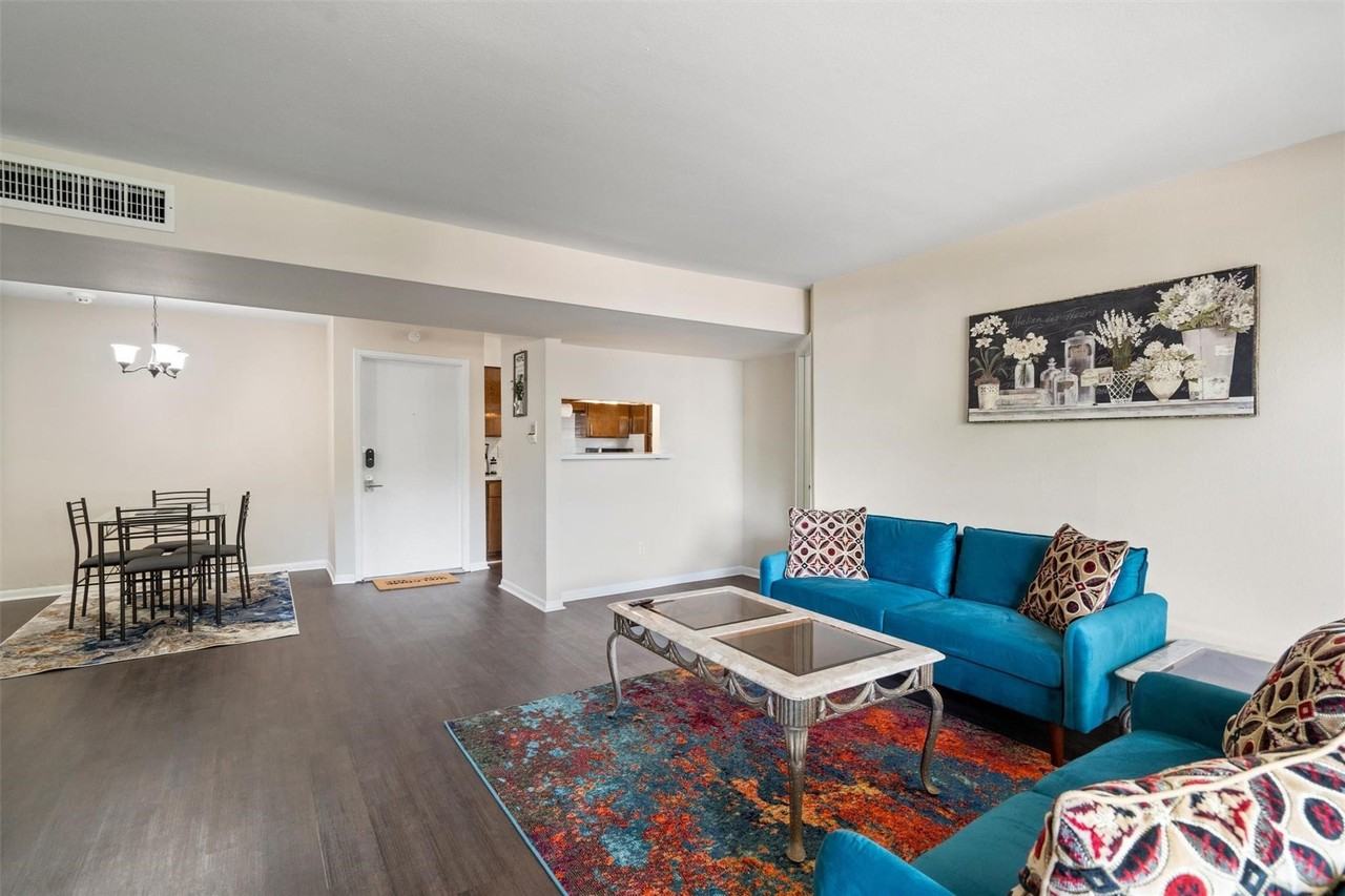 8419 Hearth Dr #8419-21 - Photo 6 of 23