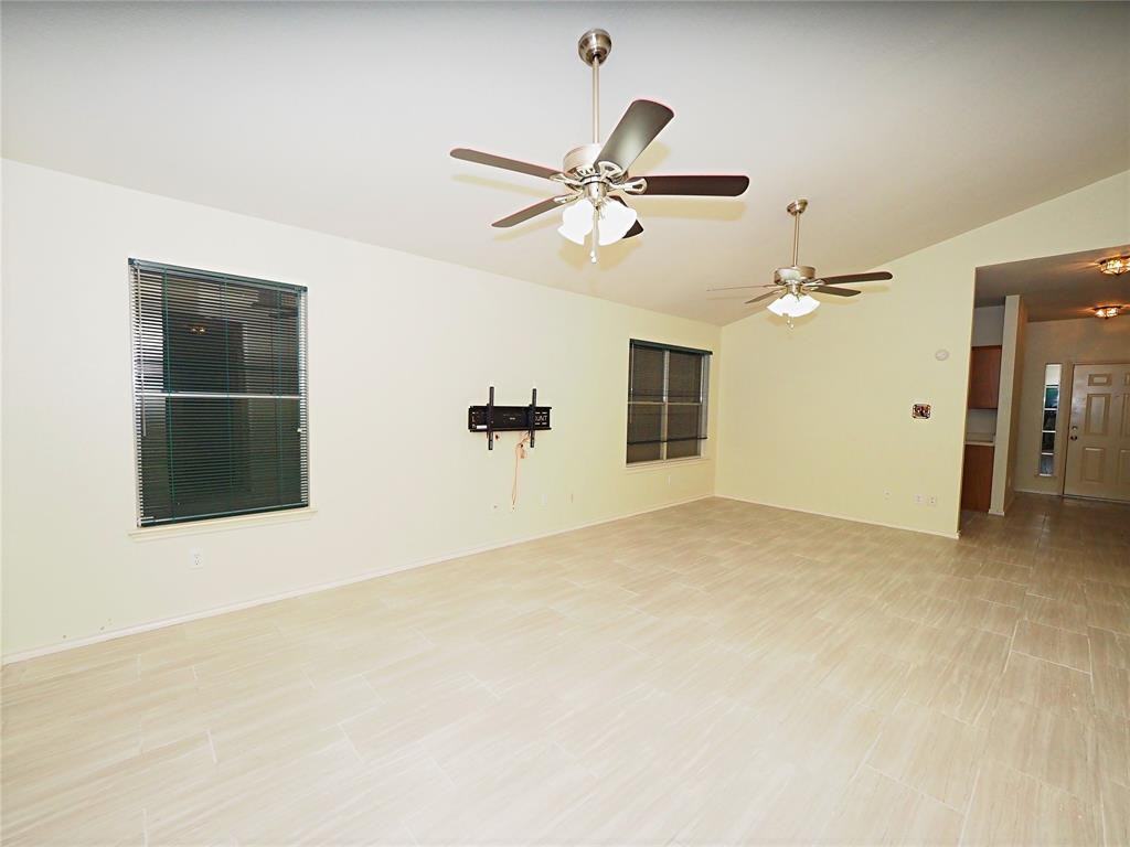 1161 Kentra Dr #1161 - Photo 6 of 19