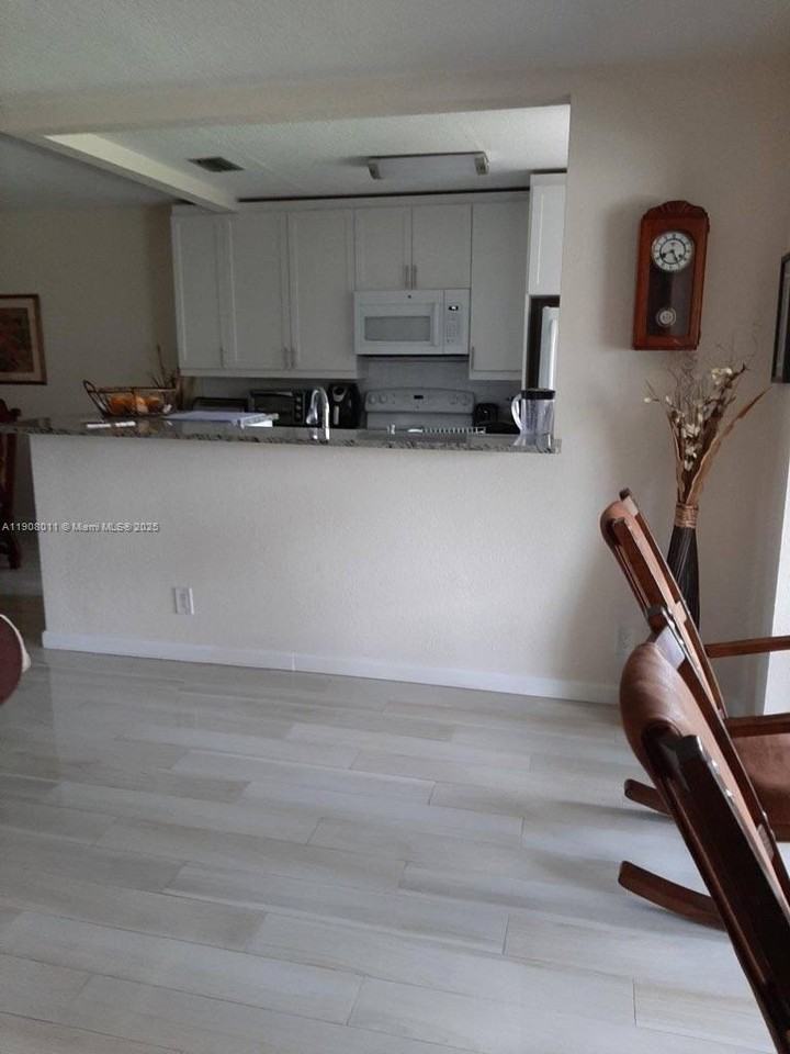 14235 Nesting Way #14235B - Photo 2 of 22