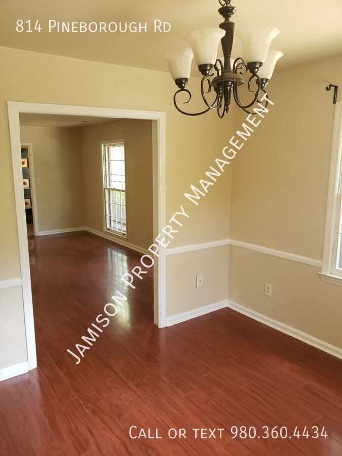 814 Pineborough Rd - Photo 7 of 12