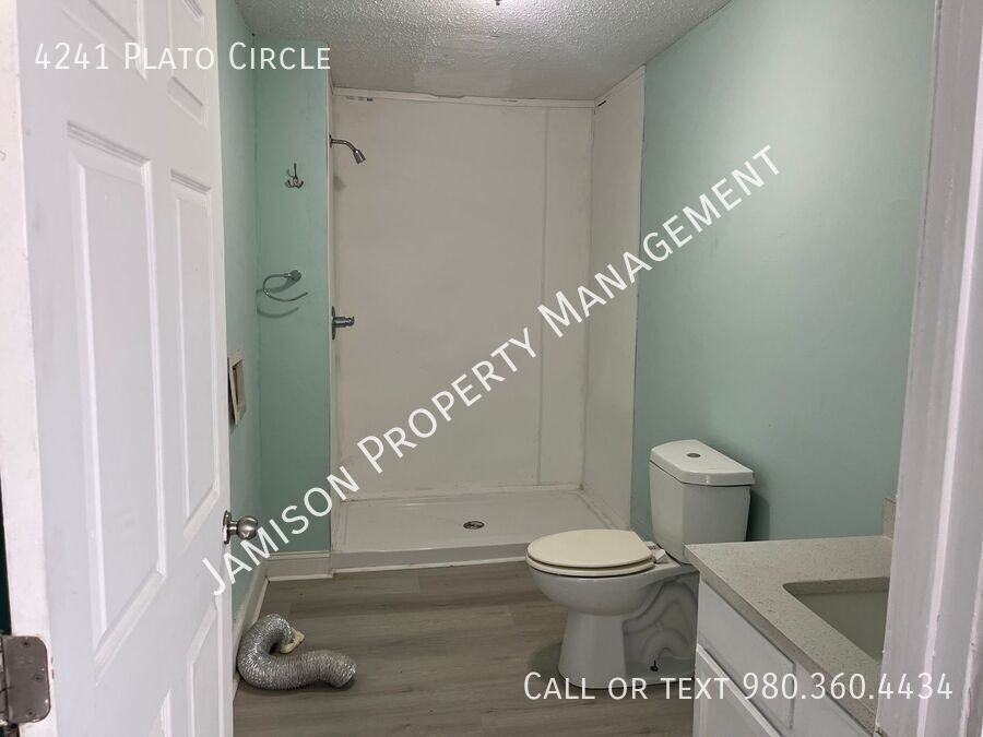 4241 Plato Cir - Photo 6 of 11