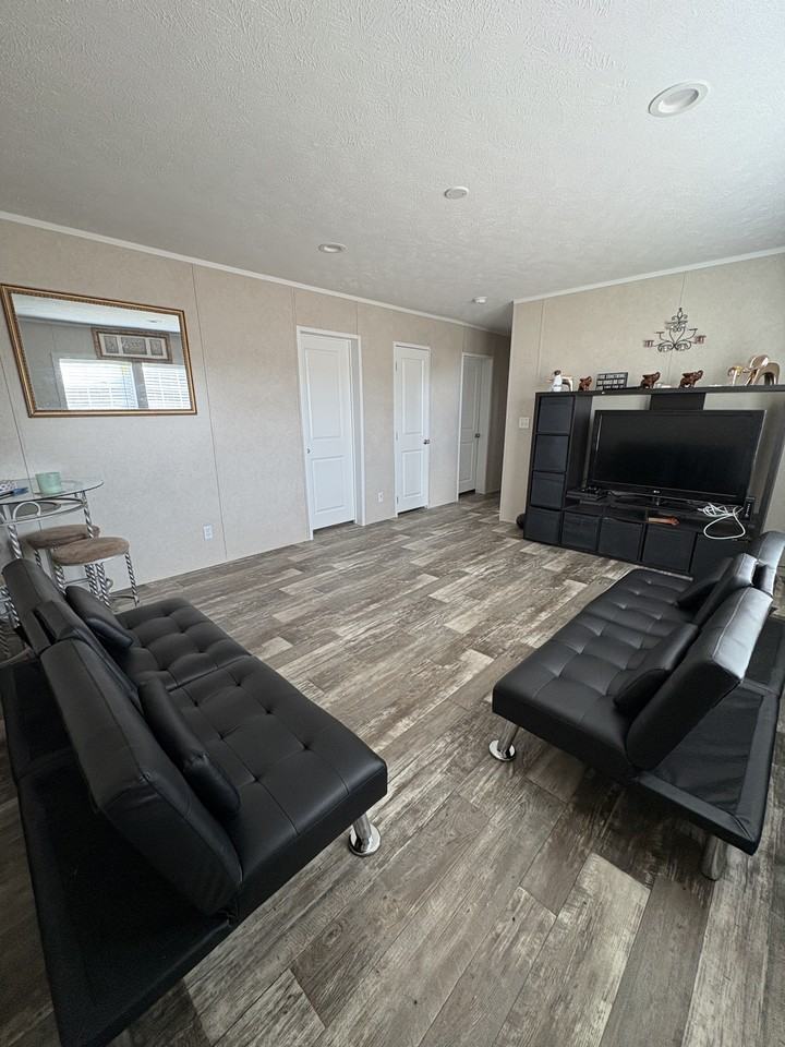 8236 Camden Rd #NA - Photo 4 of 11