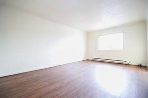 featured image of 3930 Upton Ave #1