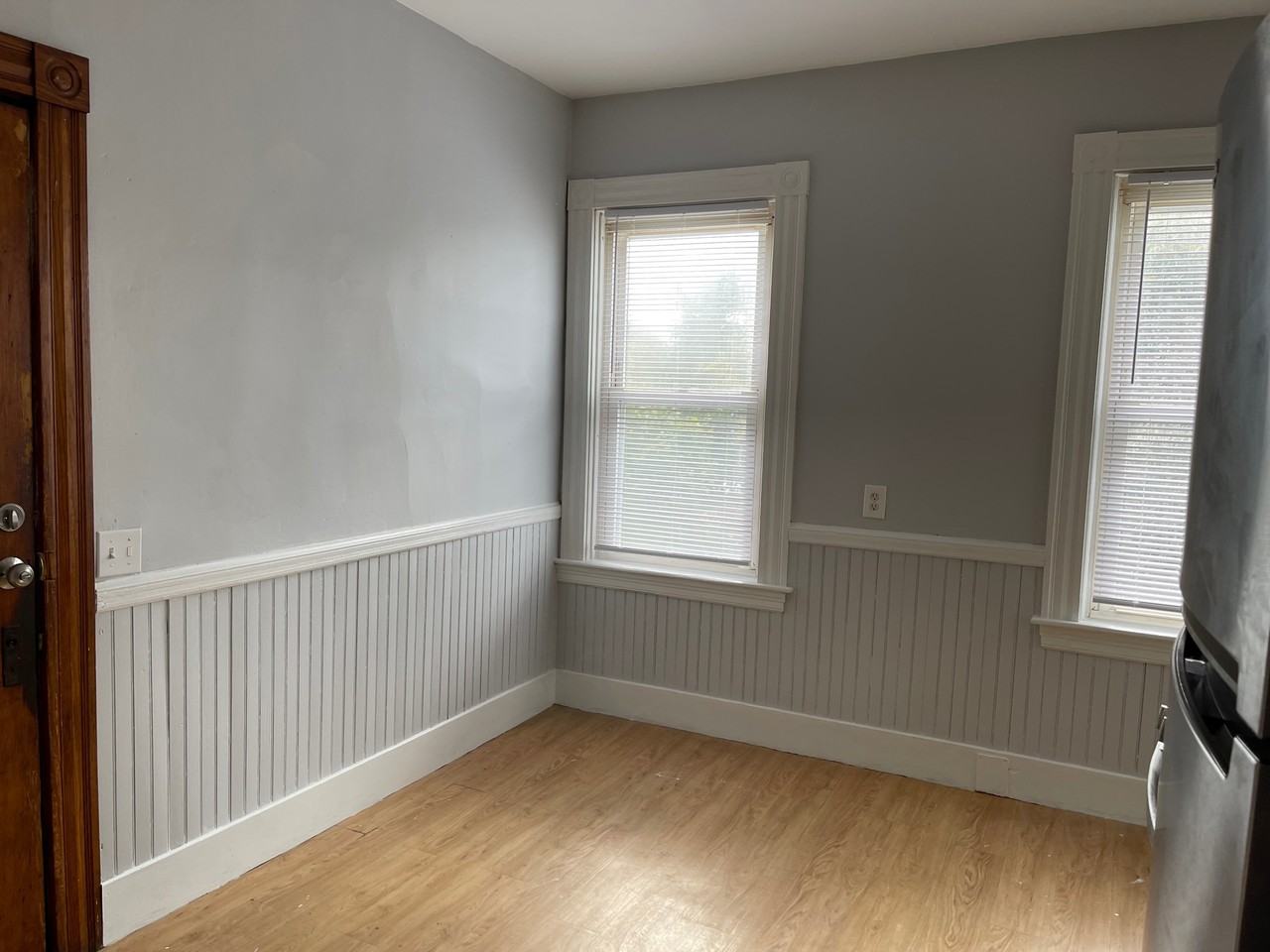 48 Hodges Ave #2ndFL - Photo 5 of 11