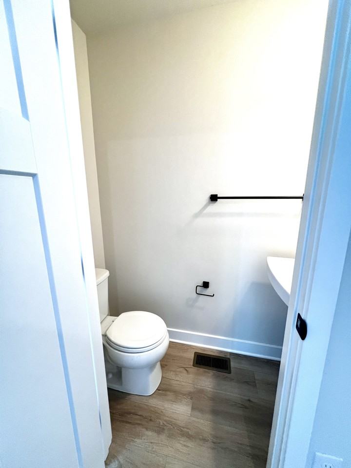 32 Indian Field Ln #1 - Photo 6 of 17