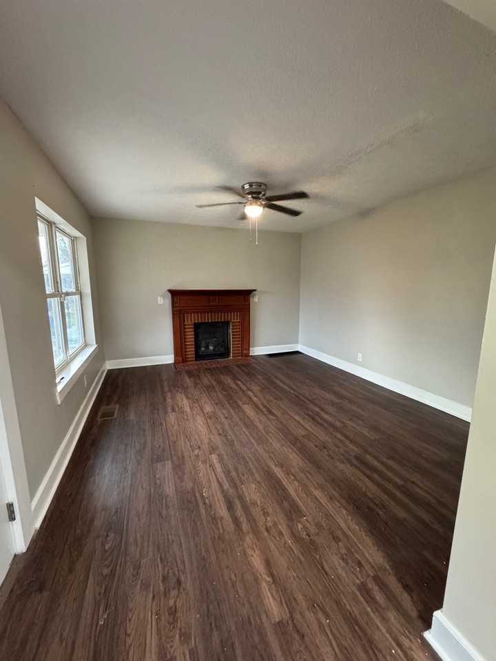 29 Fairview Ave #NA - Photo 4 of 8