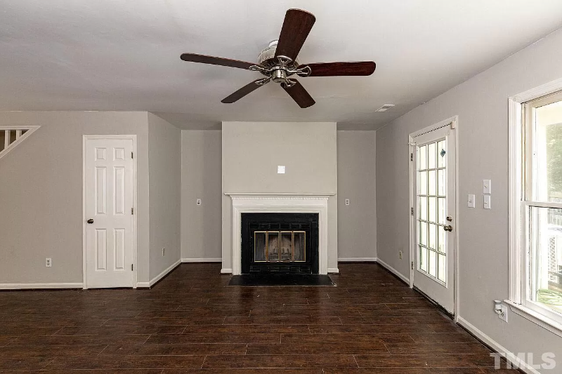 4320 Bona Ct - Photo 3 of 22