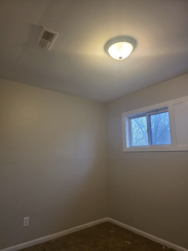 2530 E 22nd Pl #1 - Photo 5 of 9