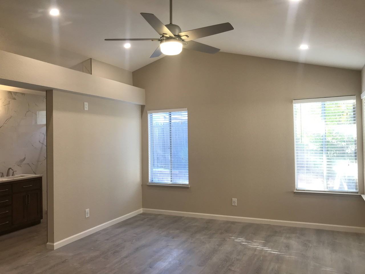 358 Aguilar Pl #A - Photo 6 of 10