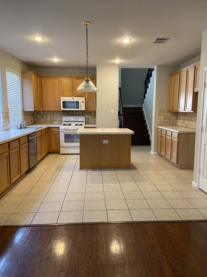 11753 Ficus Dr #NA - Photo 7 of 12