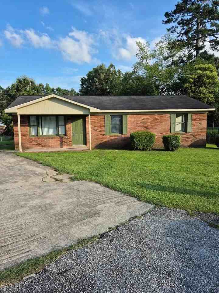 108 Woodlock Ln #1 - Photo 2 of 11