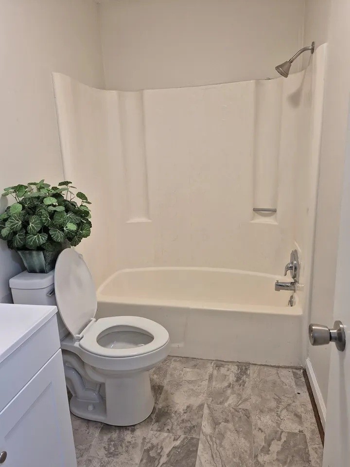 108 Woodlock Ln #1 - Photo 4 of 11