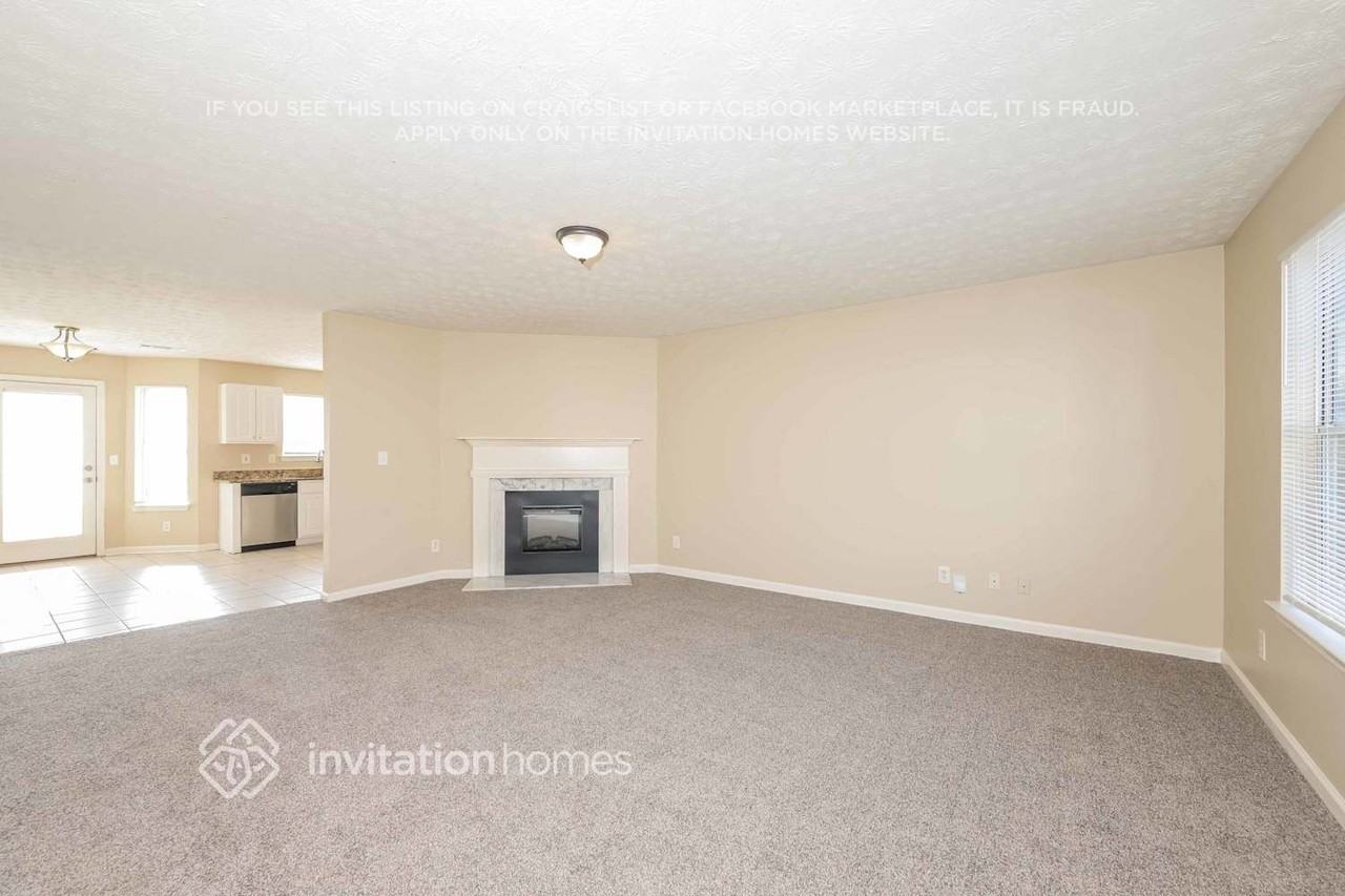 347 Springhaven Way - Photo 4 of 18