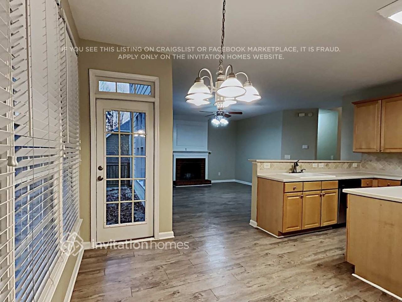 350 Hillside Manor Dr - Photo 5 of 20