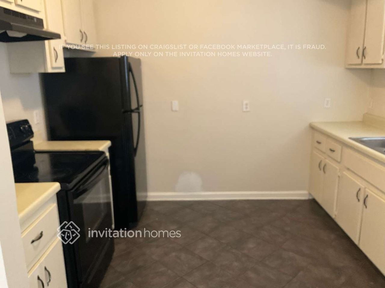 1410 Chelsea Downs Ln Ne - Photo 4 of 13