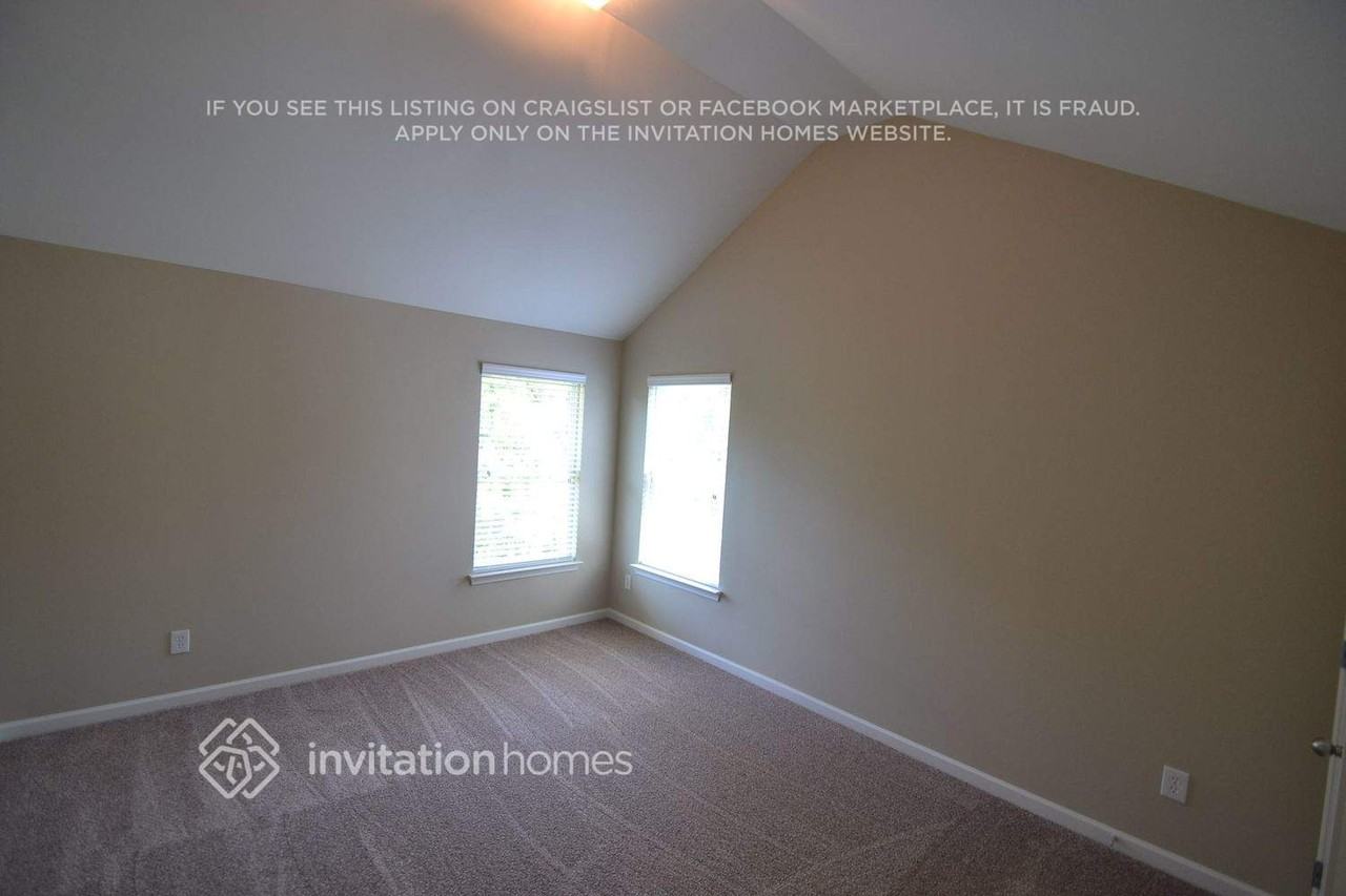 4424 Michael Jay St - Photo 5 of 8