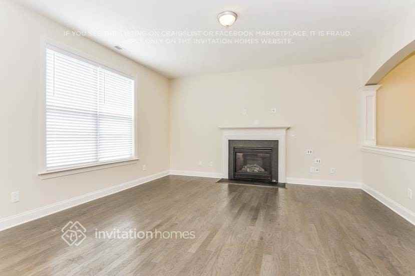 91 Flowers Crest Way - Photo 3 of 19