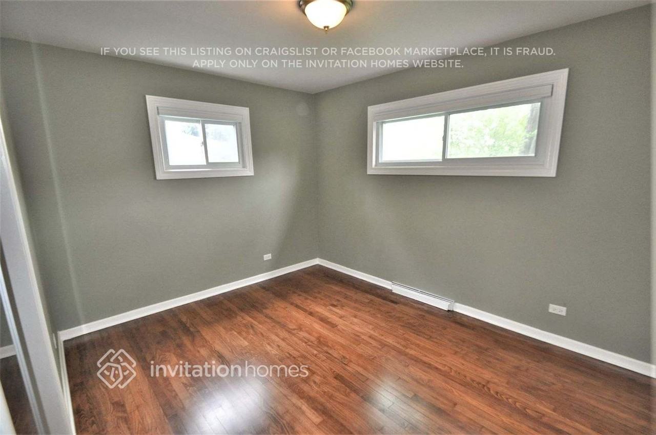 368 N Bierman Ave - Photo 5 of 9