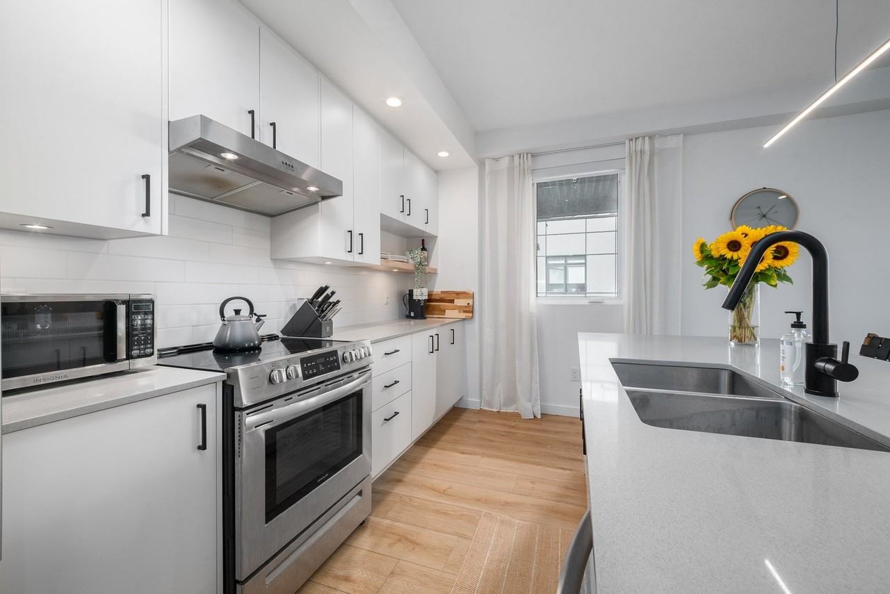 660 Cawston Ave - Photo 5 of 39