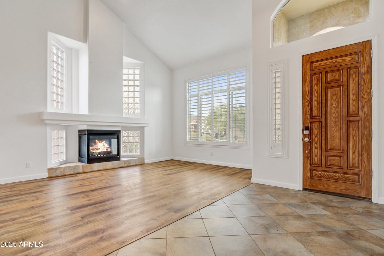 33406 N 23rd Dr - Photo 4 of 40