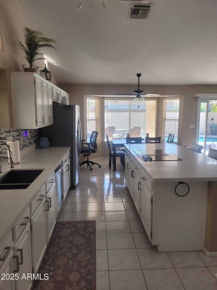 14575 W Morning Star Trl - Photo 5 of 44