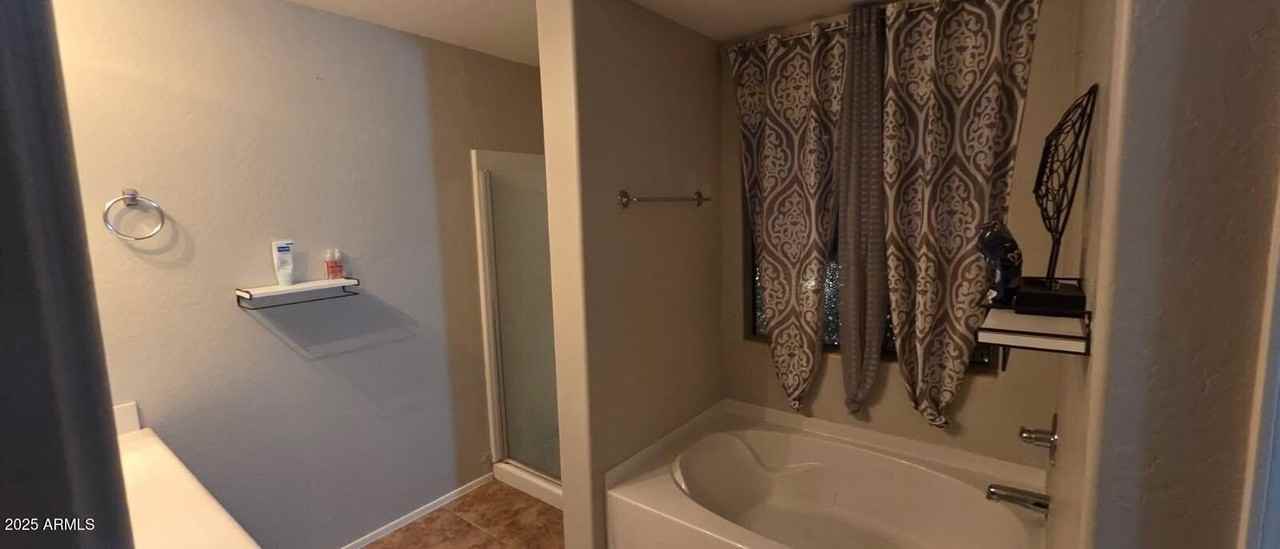 4717 E Redfield Rd - Photo 6 of 13