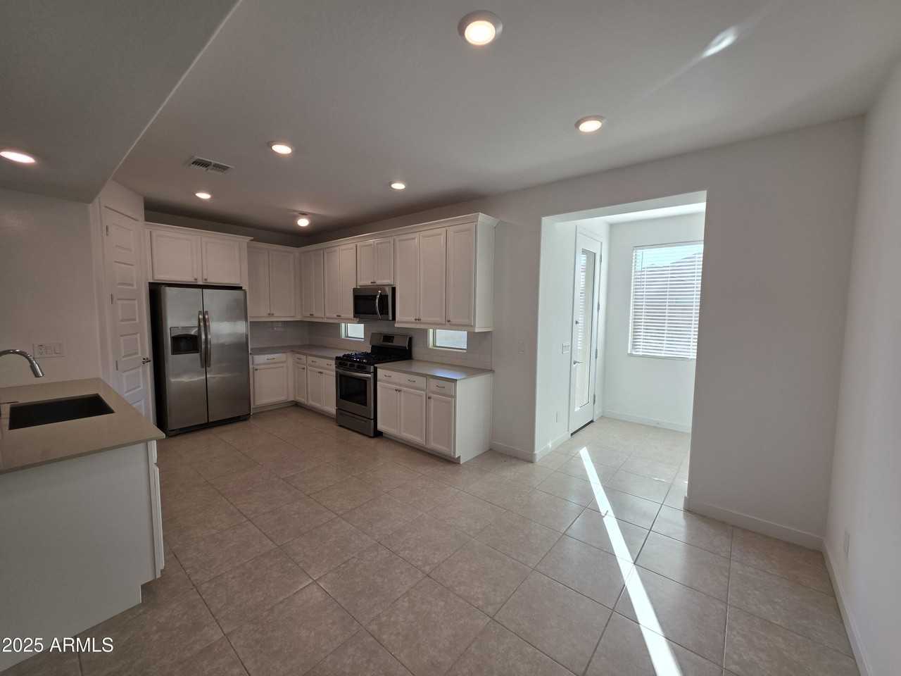 319 W Pinnacle Ridge Dr - Photo 3 of 25