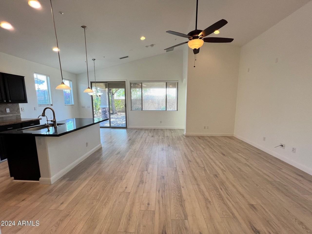 11985 W Ashby Dr - Photo 3 of 50