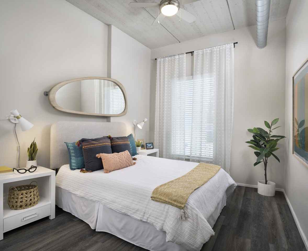 Raindance - Photo 5 of 20