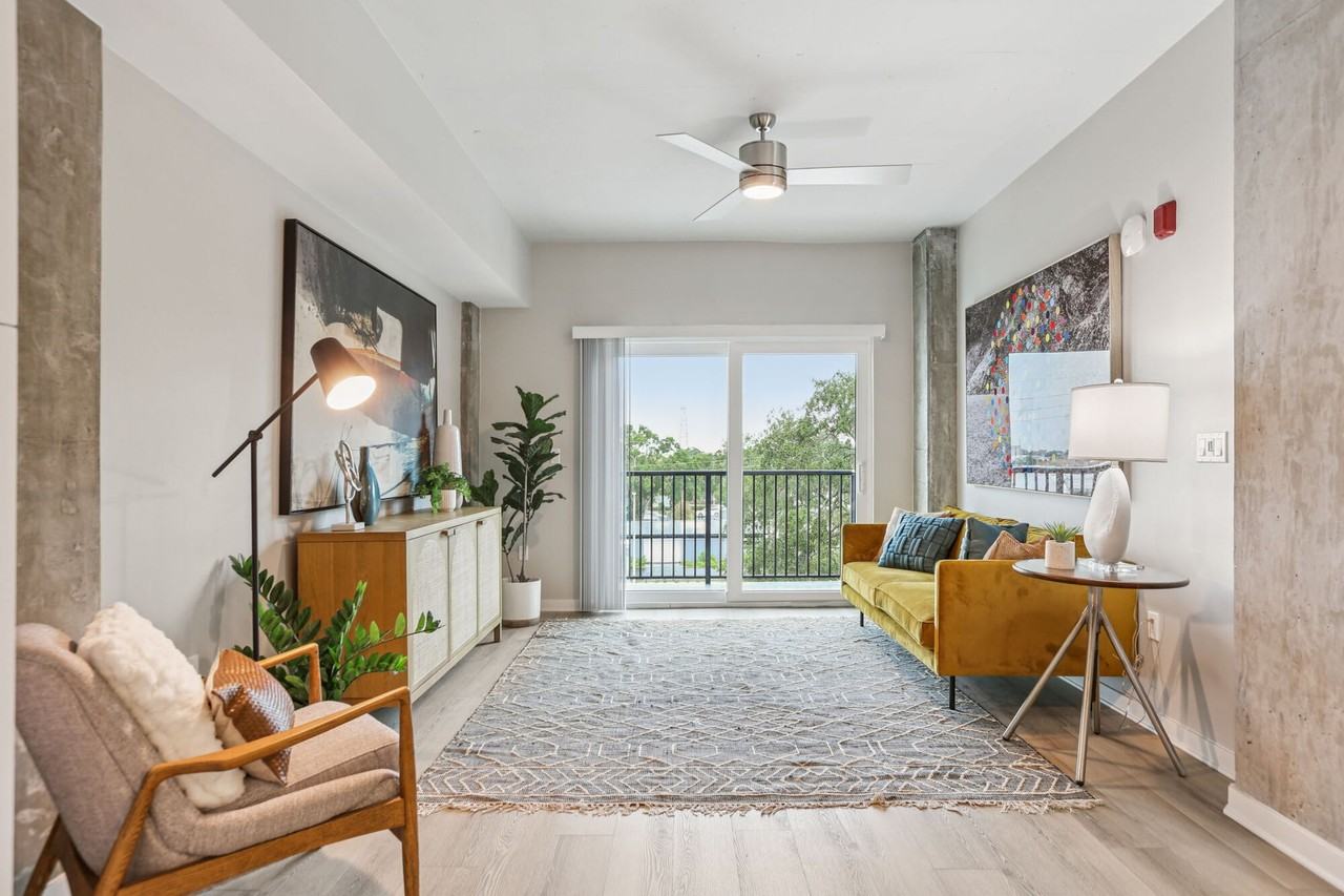 The Breeze - Photo 7 of 41